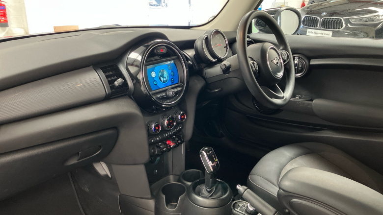 MINI Hatchback 1.5 Cooper Classic II 3dr Auto Petrol Hatchback